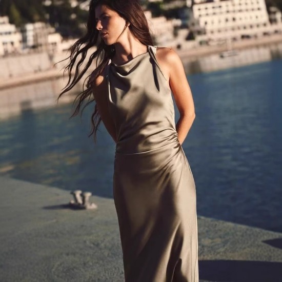 Aliexpress 2024 Spring European and American fashion MIDI dress, round-neck sleeveless black silk satin texture long dress Aliexpress 2024 Spring European and American fashion MIDI dress, round-neck sleeveless black silk satin texture long dress
