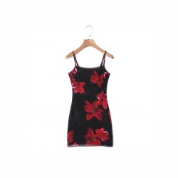 Cross-border 2025 Summer New Women's lace halter dress, sexy and slimming, backpack-hugging mini skirt