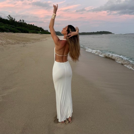 Cross-border wholesale 2025 Spring Party beach women's wear solid color pullover neckline backless pleated decoration MIDI dress Cross-border wholesale 2025 Spring Party beach women's wear solid color pullover neckline backless pleated decoration MIDI dress