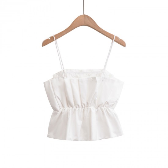 A sweet, casual and versatile white puffy stretch top with a straight neck and thin halter top for summer 2025 women's collection A sweet, casual and versatile white puffy stretch top with a straight neck and thin halter top for summer 2025 women's collection