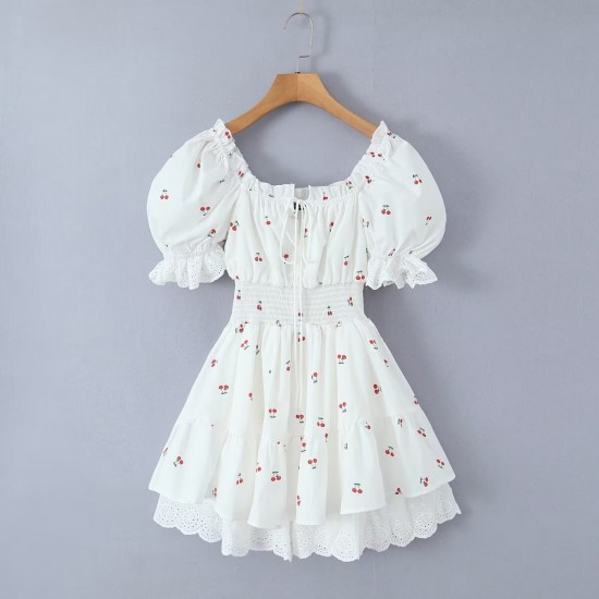 Winter's new women's dress with a European and American style, featuring a square-neck tie, short-sleeved, cinched waist and patchwork style Winter's new women's dress with a European and American style, featuring a square-neck tie, short-sleeved, cinched waist and patchwork style